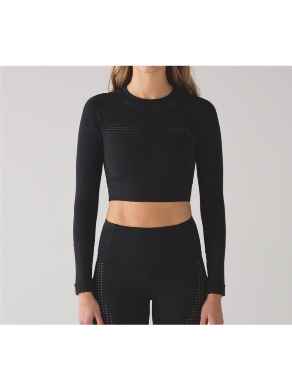 NWT Lululemon Paddle Times Crop Top Black 10 Perforated Kayak SUP NEW Swim